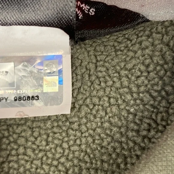 The North Face Jacket. - Picture 5 of 5